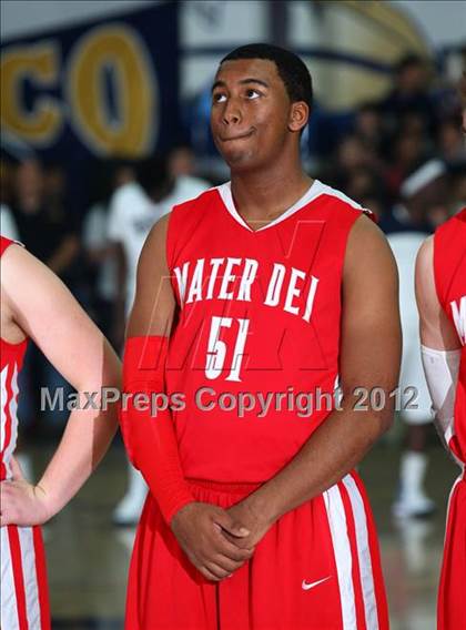 Thumbnail 1 in Mater Dei vs. St. John Bosco photogallery.