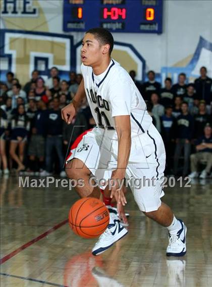 Thumbnail 2 in Mater Dei vs. St. John Bosco photogallery.