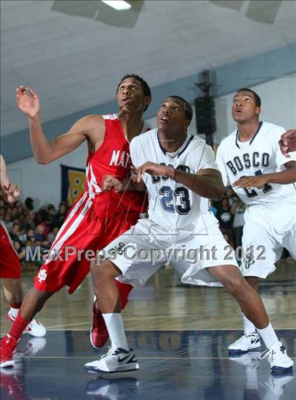 Thumbnail 2 in Mater Dei vs. St. John Bosco photogallery.
