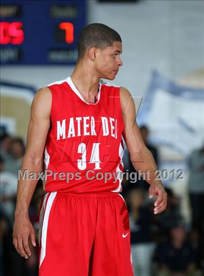 Thumbnail 1 in Mater Dei vs. St. John Bosco photogallery.