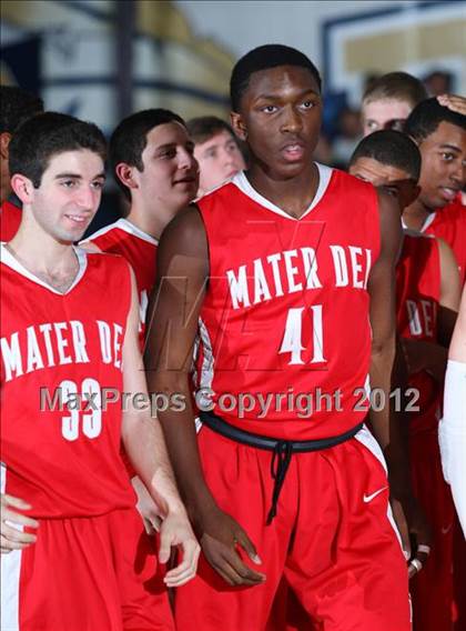 Thumbnail 3 in Mater Dei vs. St. John Bosco photogallery.