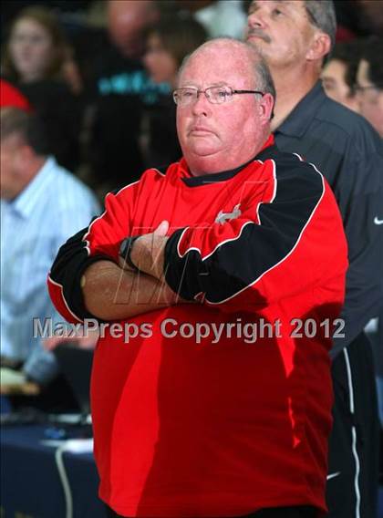 Thumbnail 2 in Mater Dei vs. St. John Bosco photogallery.