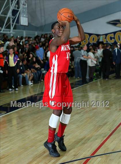 Thumbnail 3 in Mater Dei vs. St. John Bosco photogallery.