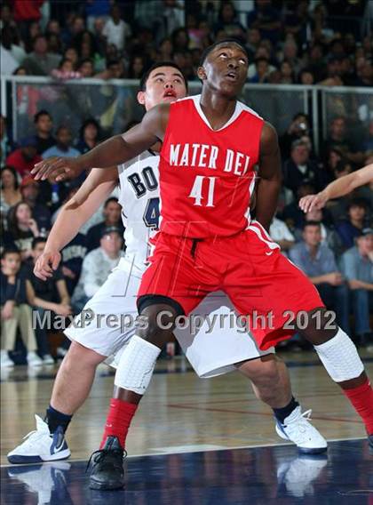Thumbnail 3 in Mater Dei vs. St. John Bosco photogallery.