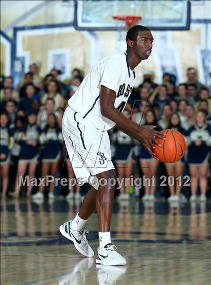 Thumbnail 3 in Mater Dei vs. St. John Bosco photogallery.