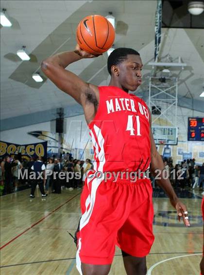 Thumbnail 3 in Mater Dei vs. St. John Bosco photogallery.