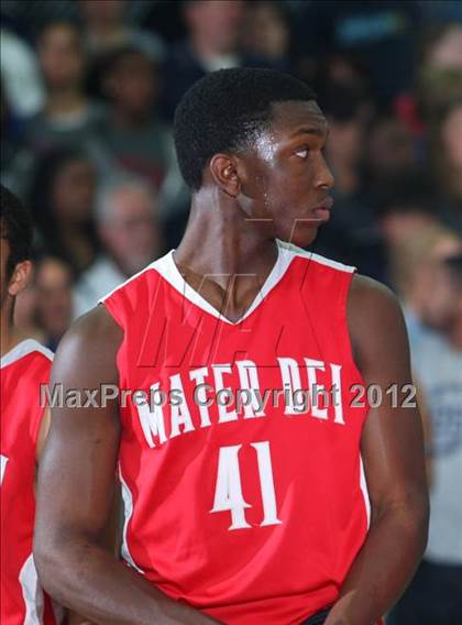 Thumbnail 1 in Mater Dei vs. St. John Bosco photogallery.