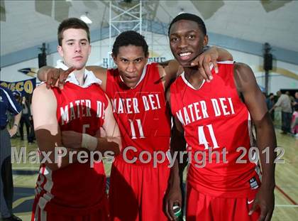 Thumbnail 3 in Mater Dei vs. St. John Bosco photogallery.