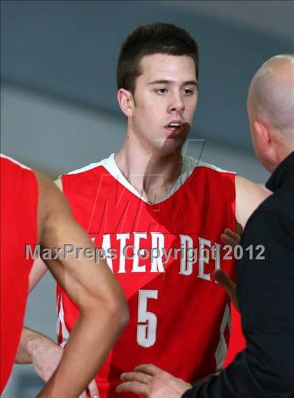 Thumbnail 3 in Mater Dei vs. St. John Bosco photogallery.