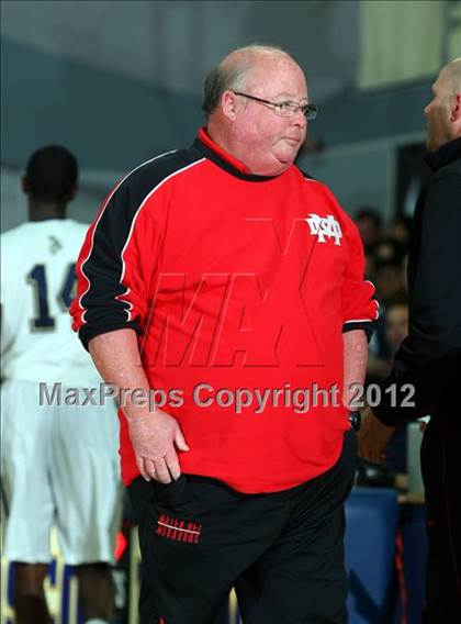 Thumbnail 1 in Mater Dei vs. St. John Bosco photogallery.