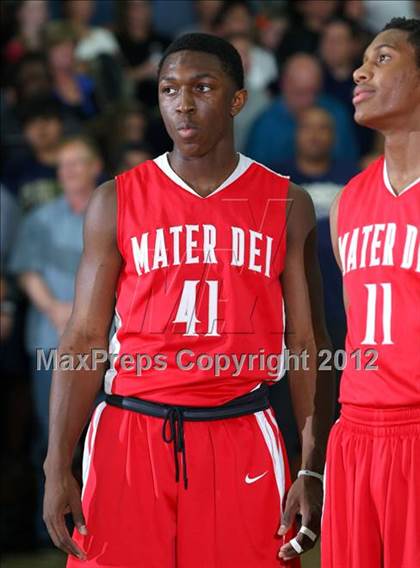 Thumbnail 1 in Mater Dei vs. St. John Bosco photogallery.
