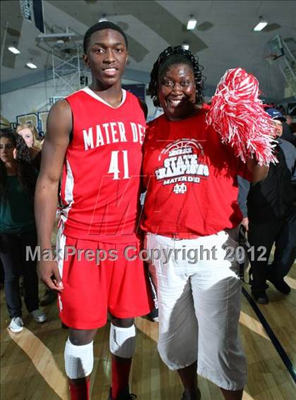 Thumbnail 1 in Mater Dei vs. St. John Bosco photogallery.