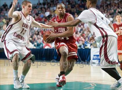 Thumbnail 1 in Lynn English vs. St. John's (MIAA D1 Final) photogallery.