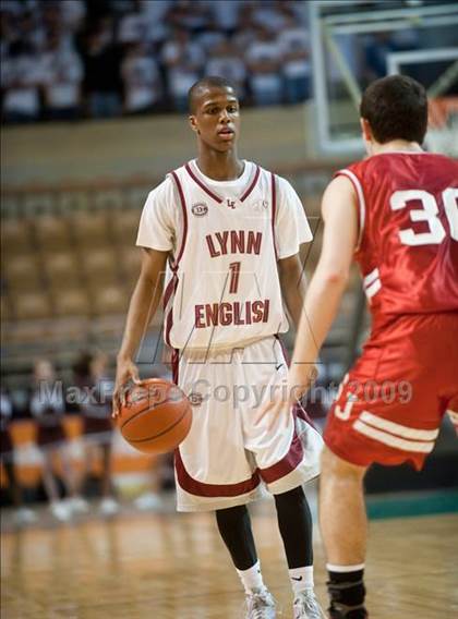 Thumbnail 2 in Lynn English vs. St. John's (MIAA D1 Final) photogallery.