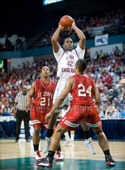 Thumbnail 3 in Lynn English vs. St. John's (MIAA D1 Final) photogallery.