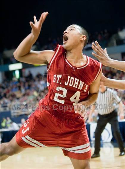 Thumbnail 2 in Lynn English vs. St. John's (MIAA D1 Final) photogallery.