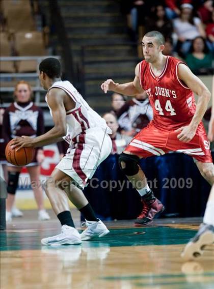 Thumbnail 1 in Lynn English vs. St. John's (MIAA D1 Final) photogallery.