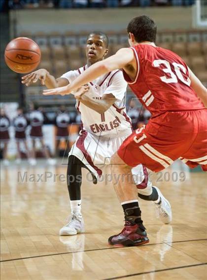 Thumbnail 3 in Lynn English vs. St. John's (MIAA D1 Final) photogallery.