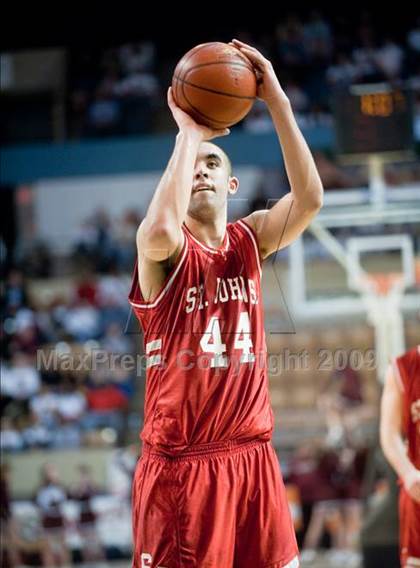 Thumbnail 1 in Lynn English vs. St. John's (MIAA D1 Final) photogallery.