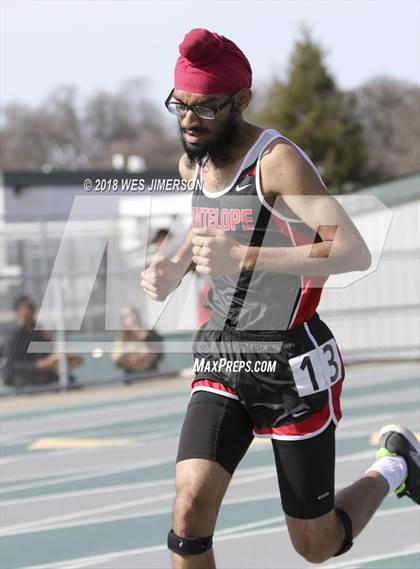 Thumbnail 3 in Capital Valley Conference 1A Meet (Distance Races) photogallery.