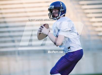 Thumbnail 3 in Grand Island @ Lincoln Southeast photogallery.