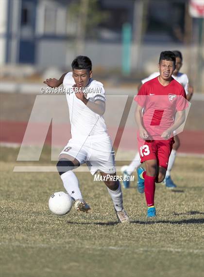 Thumbnail 3 in Sparks @ Truckee photogallery.