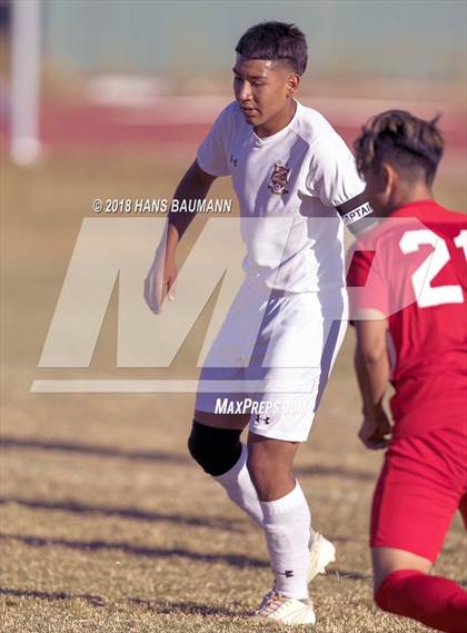 Thumbnail 2 in Sparks @ Truckee photogallery.