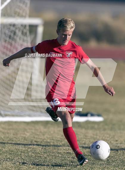 Thumbnail 2 in Sparks @ Truckee photogallery.