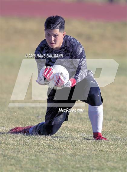 Thumbnail 3 in Sparks @ Truckee photogallery.