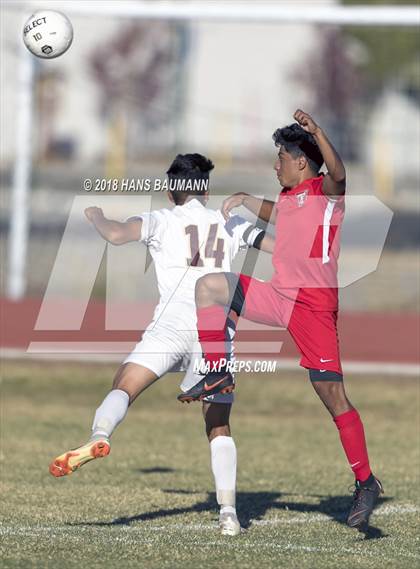 Thumbnail 3 in Sparks @ Truckee photogallery.