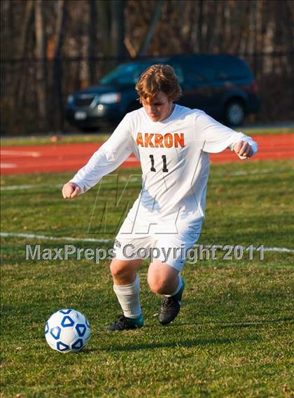 Thumbnail 3 in Akron v Skaneateles (NYSPSHAA Class B Semifinal) photogallery.