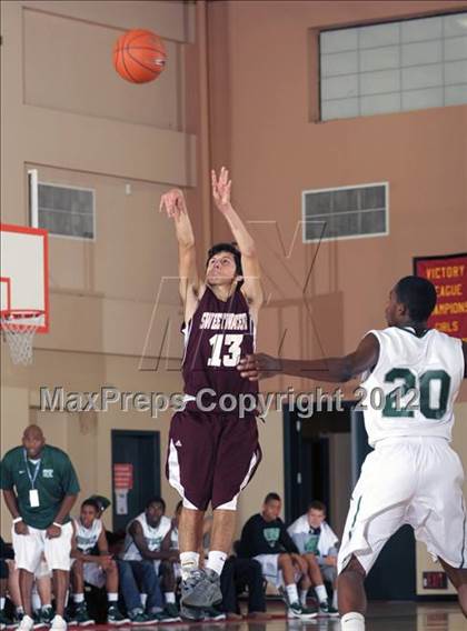 Thumbnail 2 in Sweetwater vs. Green Valley (MaxPreps Holiday Classic) photogallery.