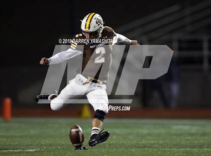 Thumbnail 3 in Saint Francis vs. Valley Christian (CIF CCS Open D2 Final) photogallery.
