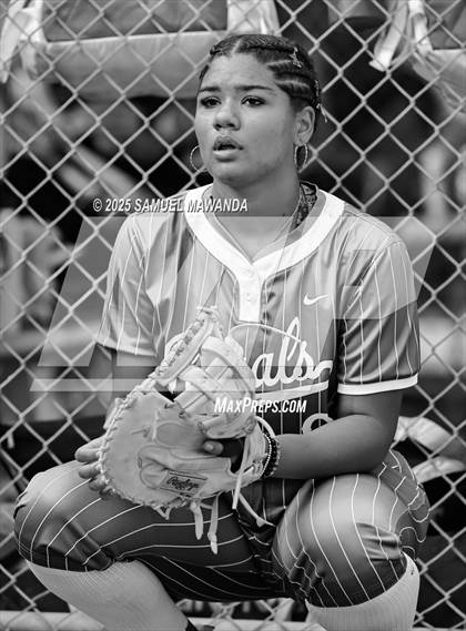 Thumbnail 3 in  El Camino Real @ Bishop Alemany photogallery.