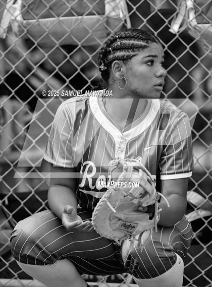 Thumbnail 3 in  El Camino Real @ Bishop Alemany photogallery.