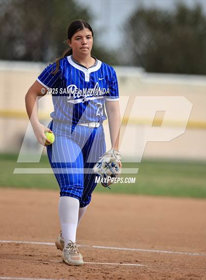 Thumbnail 3 in  El Camino Real @ Bishop Alemany photogallery.
