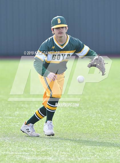 Thumbnail 1 in Boyd vs Vernon (Walker Stallcup Tournament) photogallery.