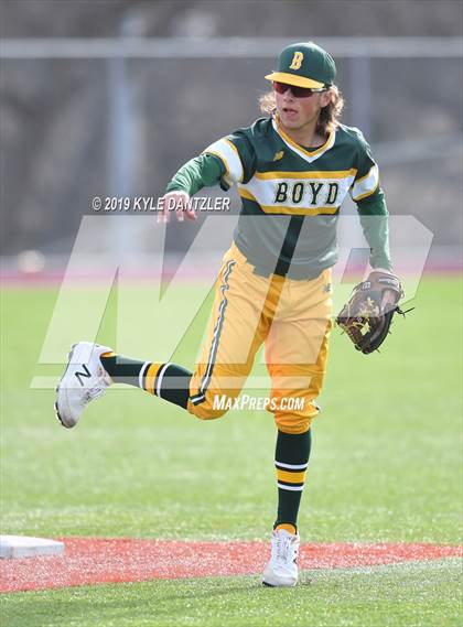 Thumbnail 1 in Boyd vs Vernon (Walker Stallcup Tournament) photogallery.