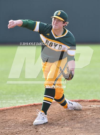 Thumbnail 2 in Boyd vs Vernon (Walker Stallcup Tournament) photogallery.
