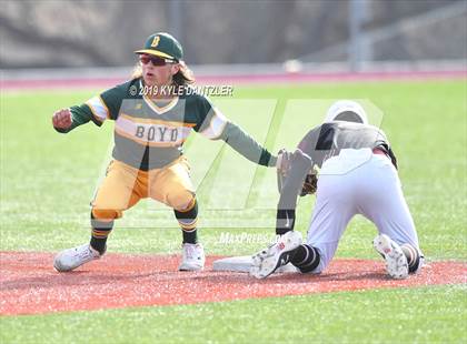 Thumbnail 1 in Boyd vs Vernon (Walker Stallcup Tournament) photogallery.