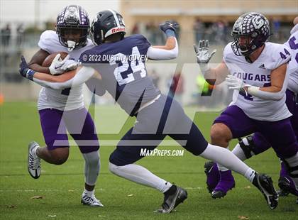 Thumbnail 3 in Smithson Valley vs. College Station (UIL 5A D1 Region 3 Final) photogallery.