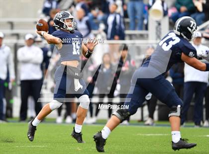 Thumbnail 1 in Smithson Valley vs. College Station (UIL 5A D1 Region 3 Final) photogallery.