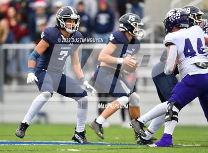 Thumbnail 1 in Smithson Valley vs. College Station (UIL 5A D1 Region 3 Final) photogallery.