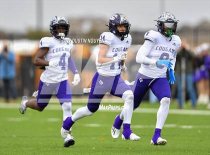 Thumbnail 3 in Smithson Valley vs. College Station (UIL 5A D1 Region 3 Final) photogallery.