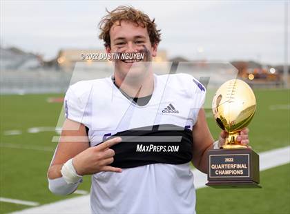 Thumbnail 2 in Smithson Valley vs. College Station (UIL 5A D1 Region 3 Final) photogallery.