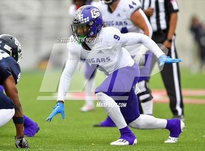 Thumbnail 3 in Smithson Valley vs. College Station (UIL 5A D1 Region 3 Final) photogallery.