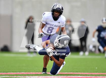 Thumbnail 1 in Smithson Valley vs. College Station (UIL 5A D1 Region 3 Final) photogallery.