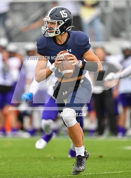Thumbnail 2 in Smithson Valley vs. College Station (UIL 5A D1 Region 3 Final) photogallery.