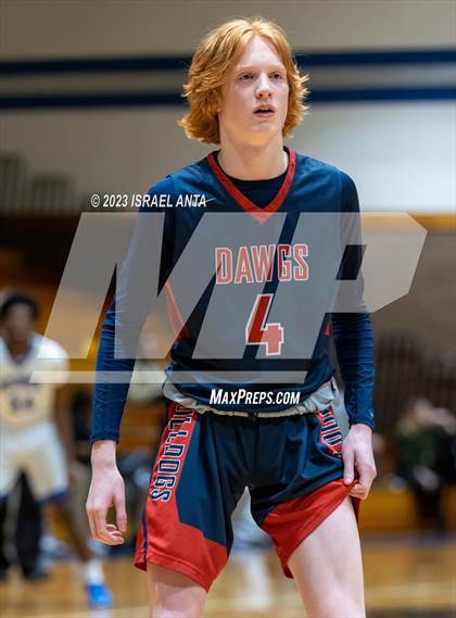 Thumbnail 1 in Terry Sanford @ Westover photogallery.