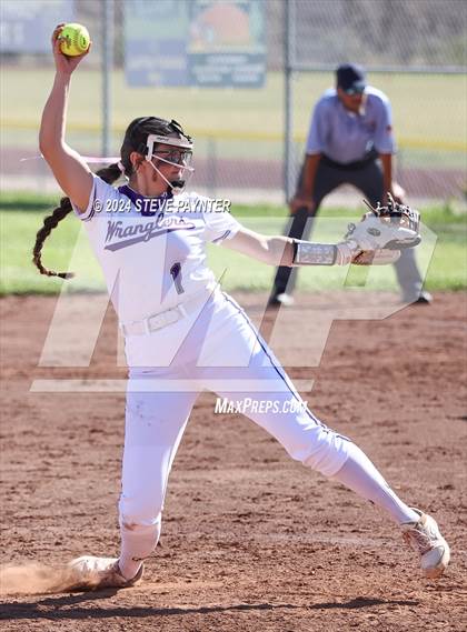 Thumbnail 2 in Yuma Catholic @ Wickenburg photogallery.